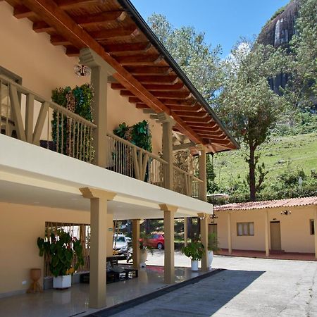 Mansion By Bernalo Hotels غواتابيه المظهر الخارجي الصورة