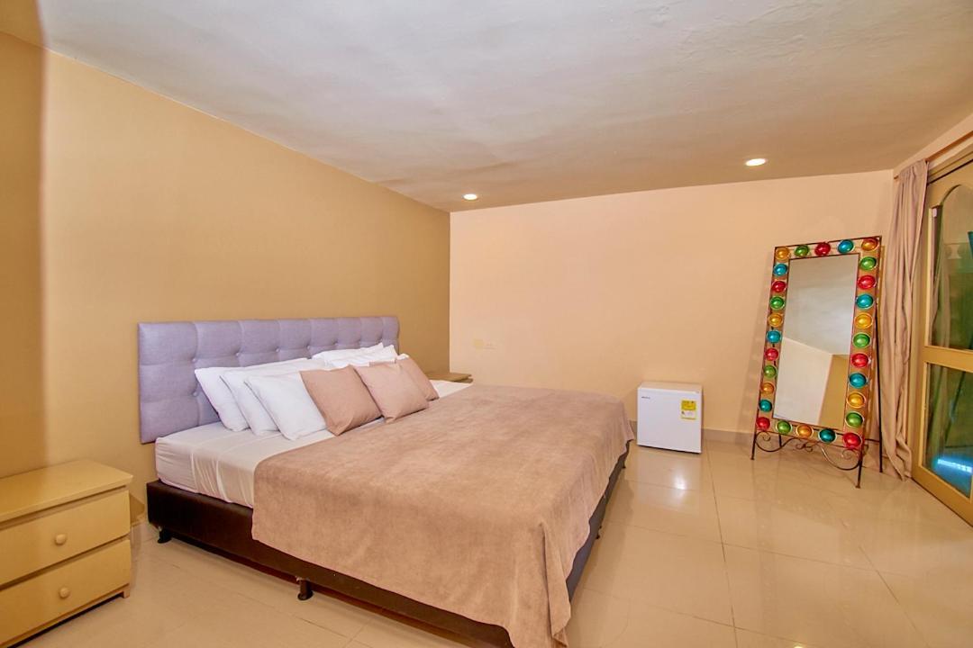 Mansion By Bernalo Hotels غواتابيه المظهر الخارجي الصورة