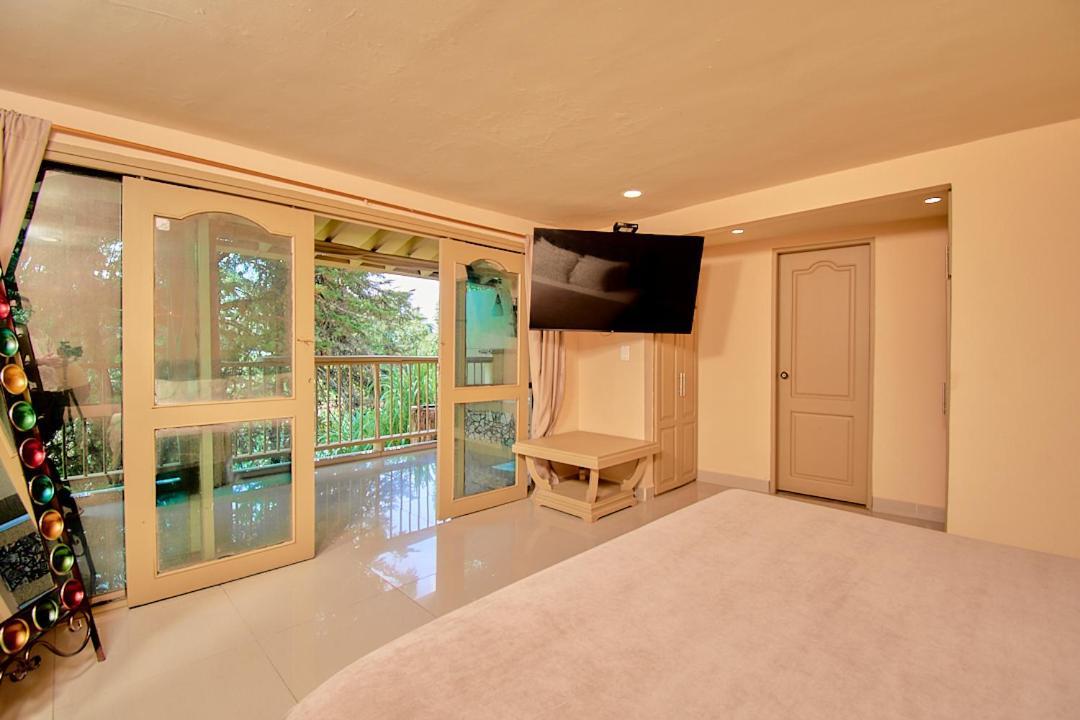 Mansion By Bernalo Hotels غواتابيه المظهر الخارجي الصورة