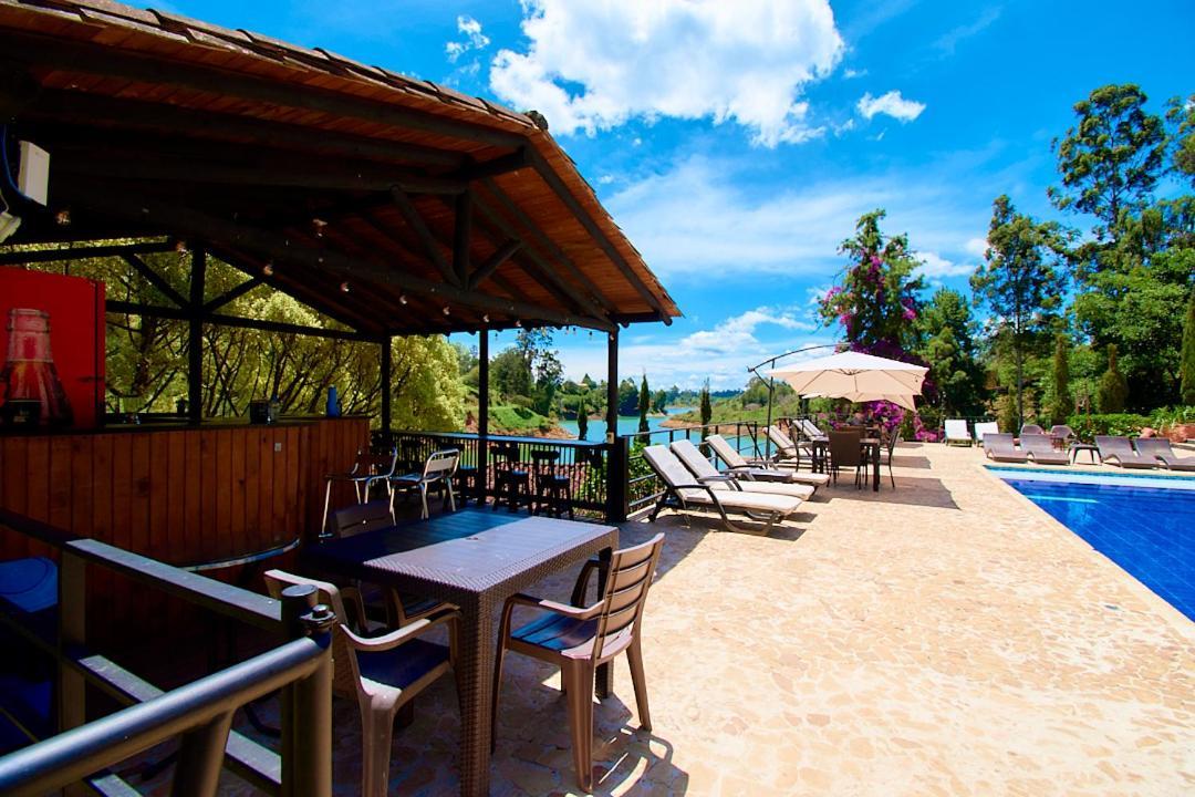 Mansion By Bernalo Hotels غواتابيه المظهر الخارجي الصورة
