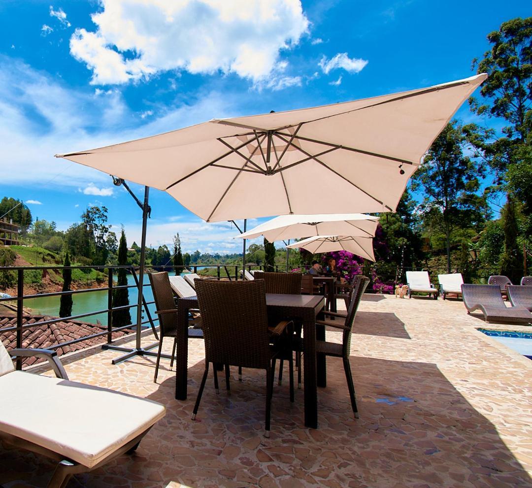 Mansion By Bernalo Hotels غواتابيه المظهر الخارجي الصورة
